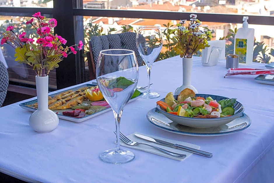 The Life Hotel & Spa