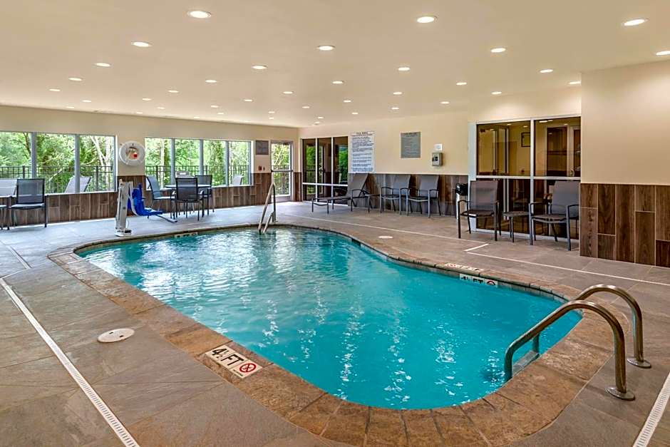 Fairfield Inn & Suites by Marriott Helen