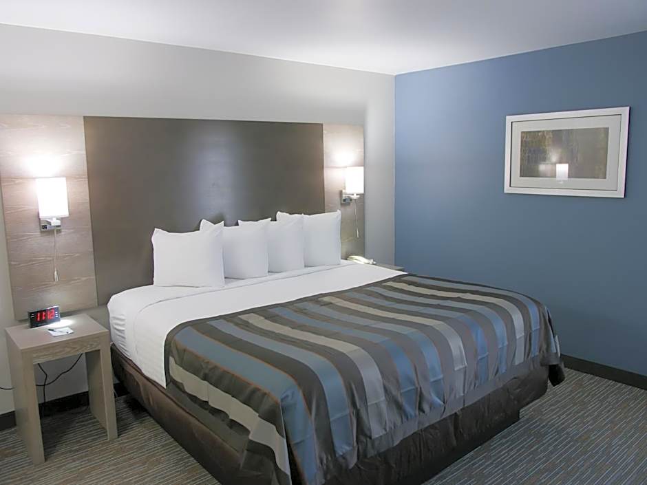 Wingate by Wyndham Louisville Airport Expo Center