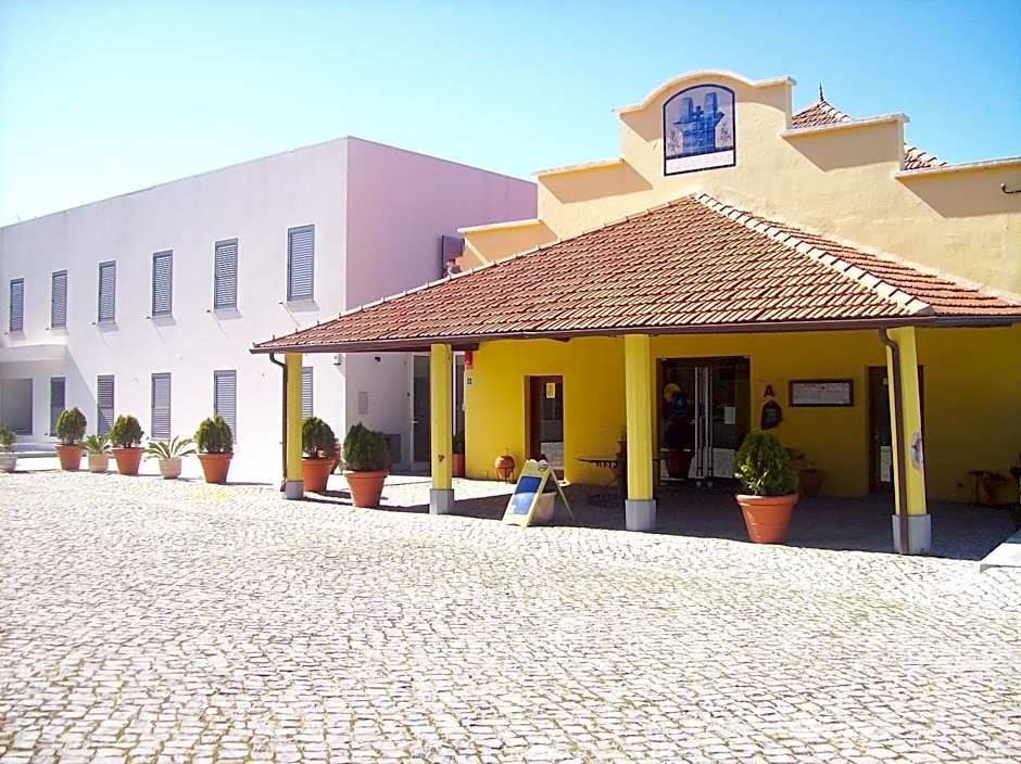 Photo 1 of 9 of Hotel Lagar do Lago