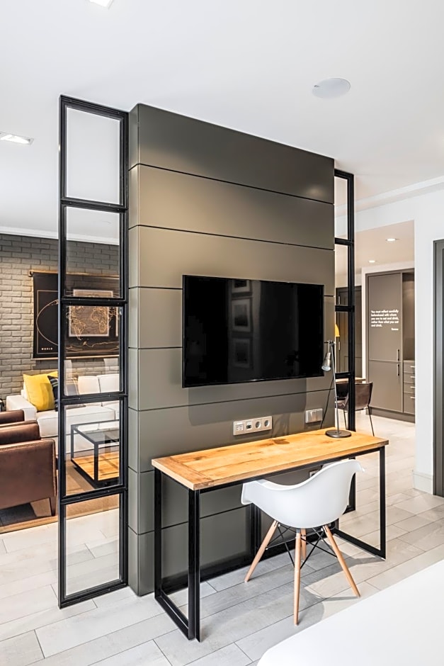 Midtown Apartments