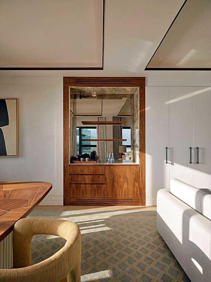 The View Hotel
