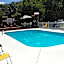 Passion Play Road Inn - Formerly Statue Road Inn