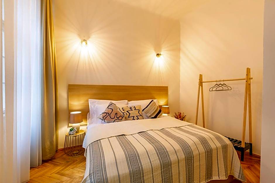 Primavera - Castle view apartments