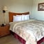 Colonial Inn