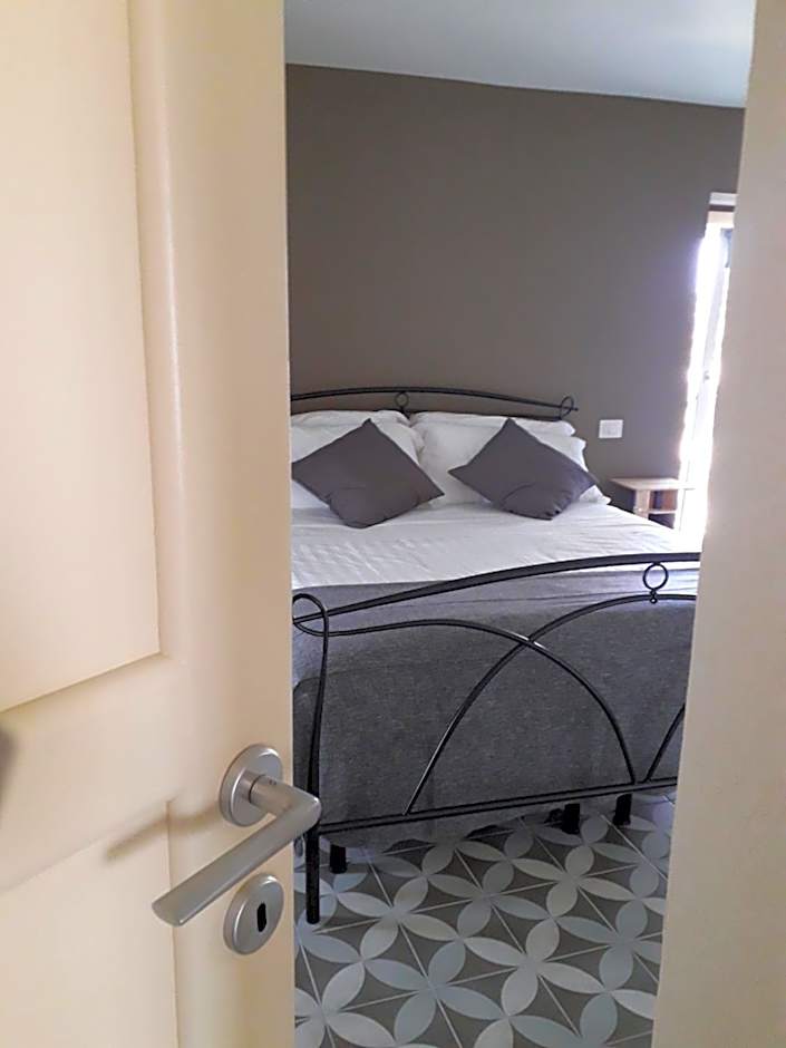 Al biancospino- Camere- Ristorante