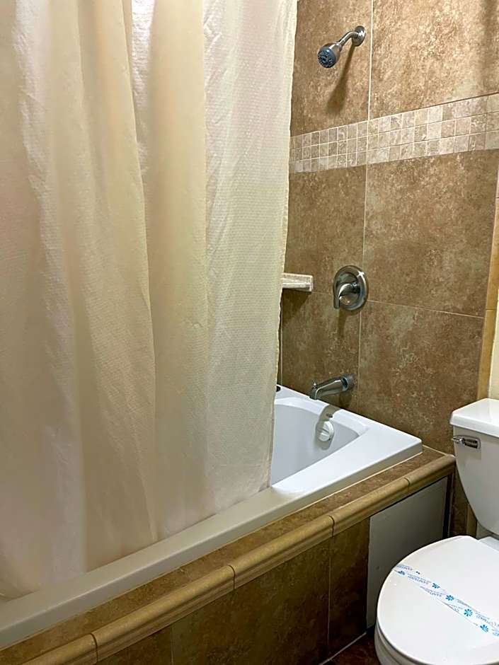 Riverside Inn & Suites Santa Cruz