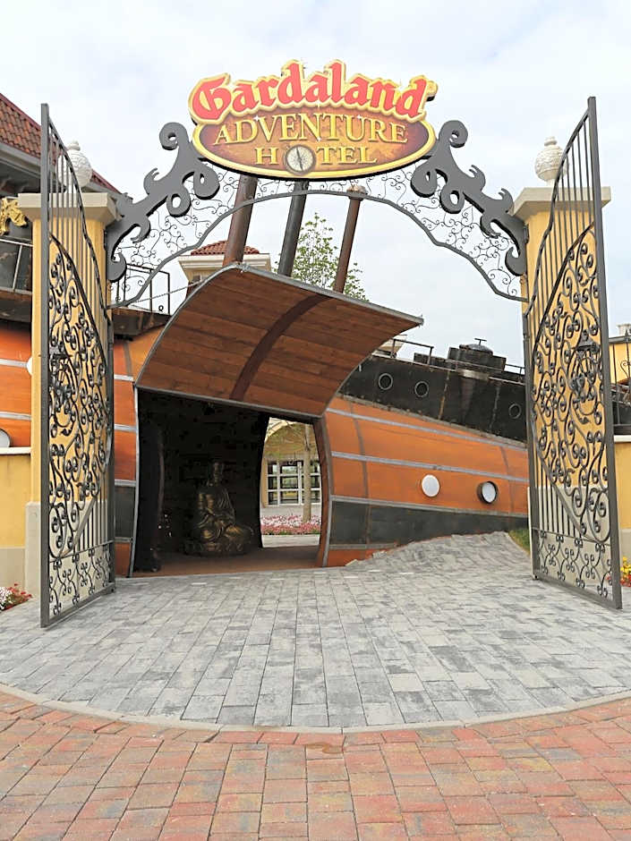 Gardaland Adventure Hotel