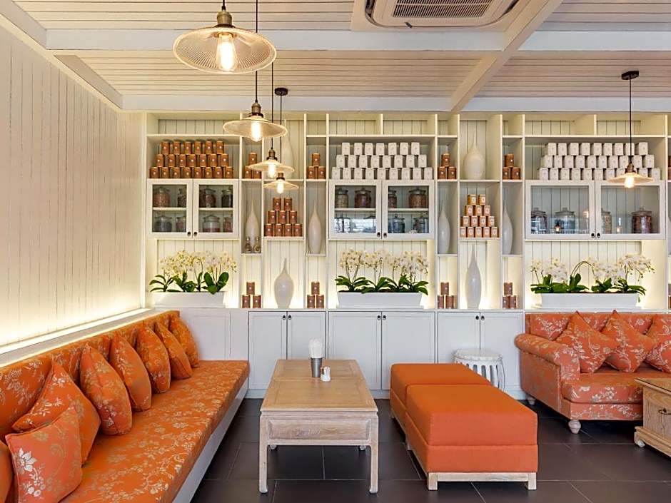 Proud Phuket Hotel (SHA Plus)