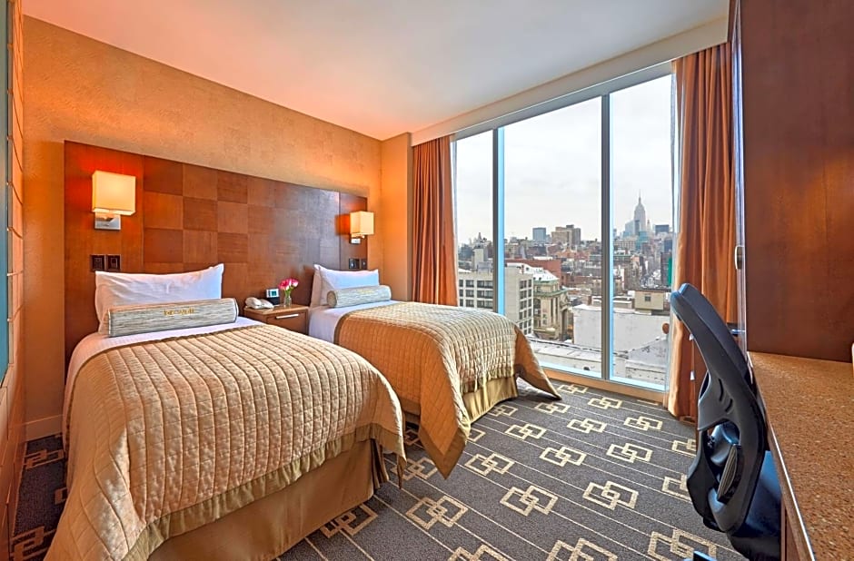 Wyndham Garden Chinatown