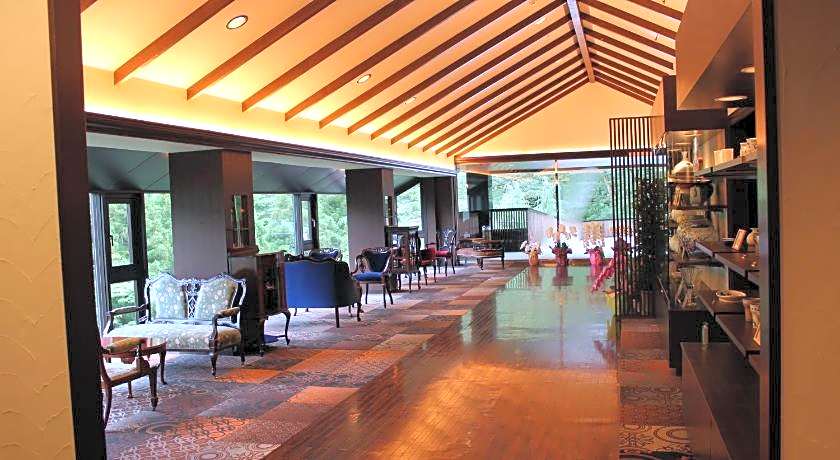 Art & Music Spa Resort Manatei Hakone