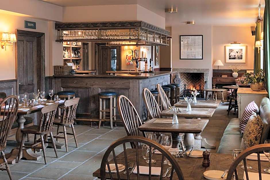 The Kirkstyle Inn & Sportsman Rest