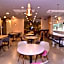 City Express Plus by Marriott Medellín Colombia