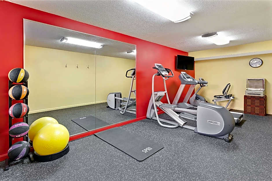 Ramada by Wyndham Baltimore West