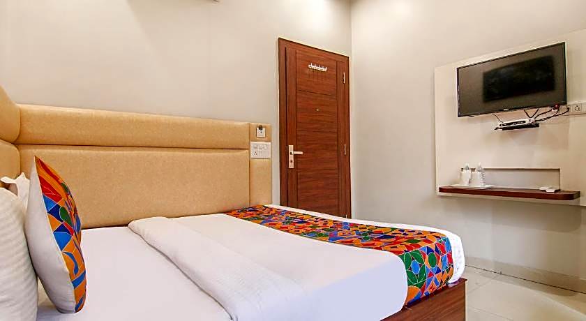 Hotel Golden City