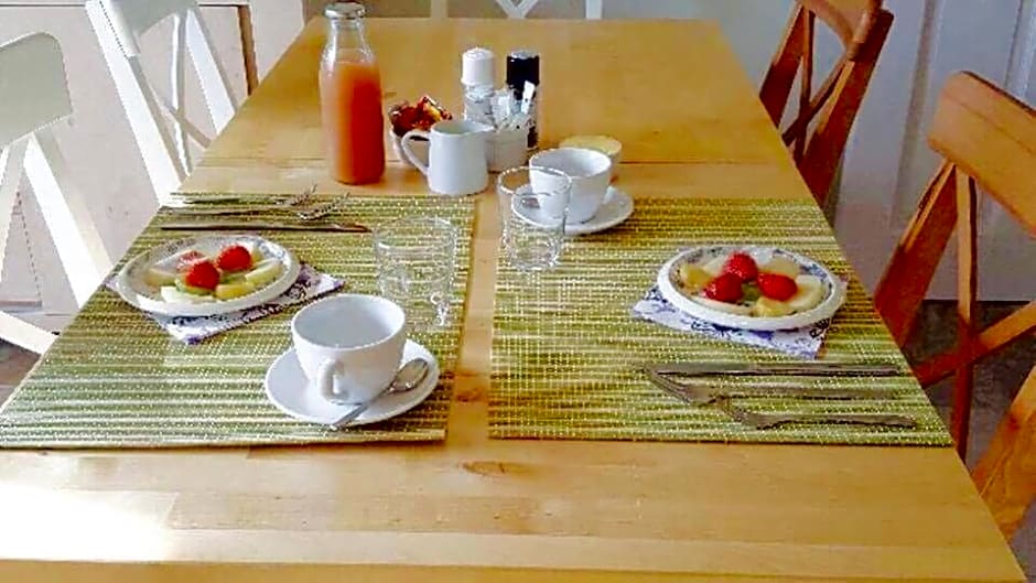 Holland House F94DP26