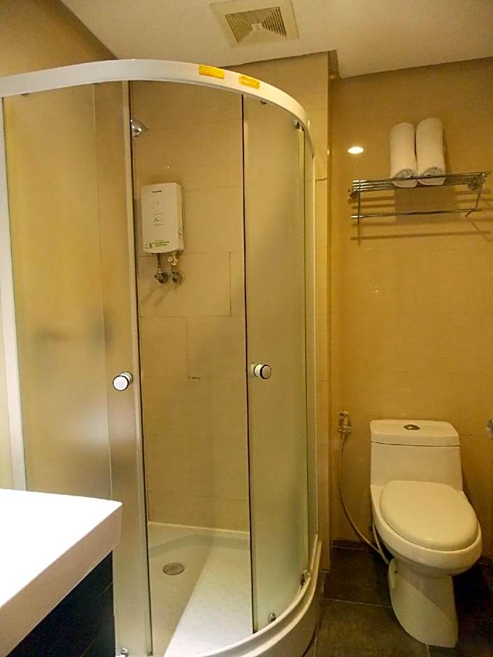 M Citi Suites