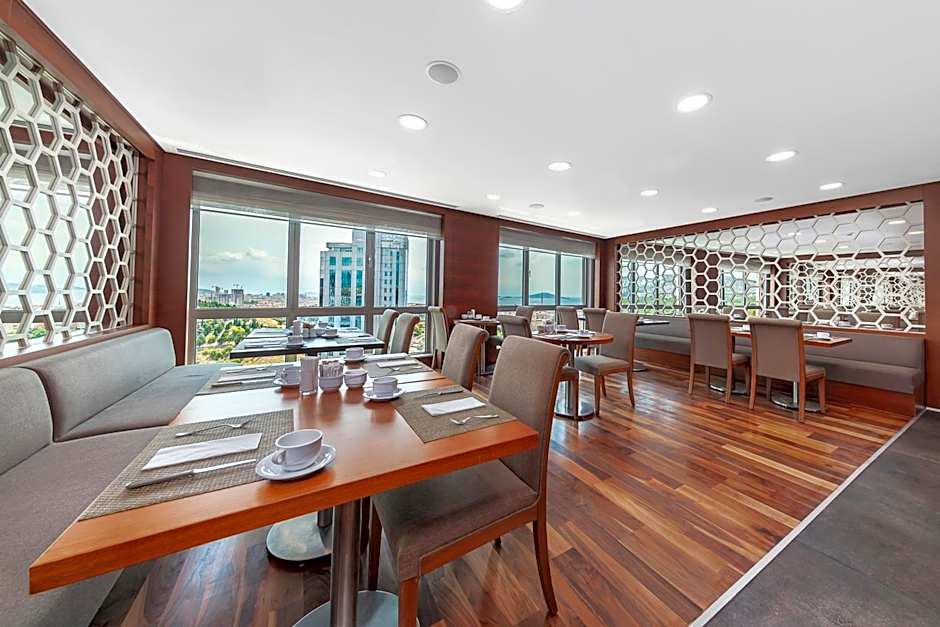 Dedeman Bostanci Istanbul Hotel & Convention Center