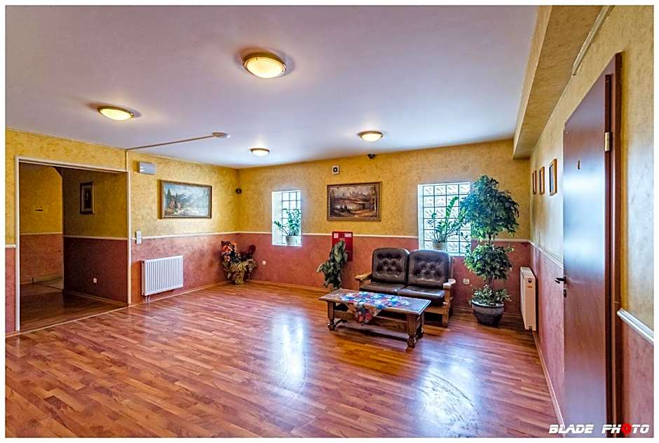 Kompleks Noclegowy Warka