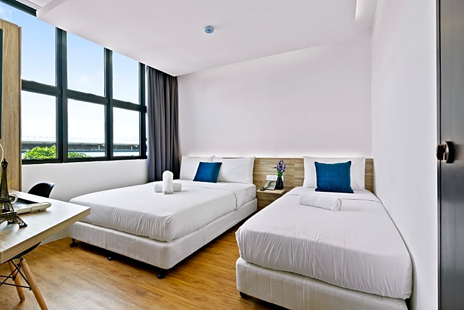 Rica Hotel Usj
