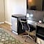 Econo Lodge White Pine Morristown I-81 & I-40 Split