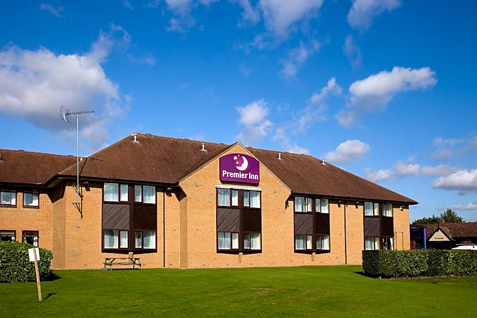 Premier Inn Northampton West (Harpole)