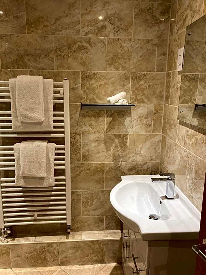 Newell Bistro and Rooms