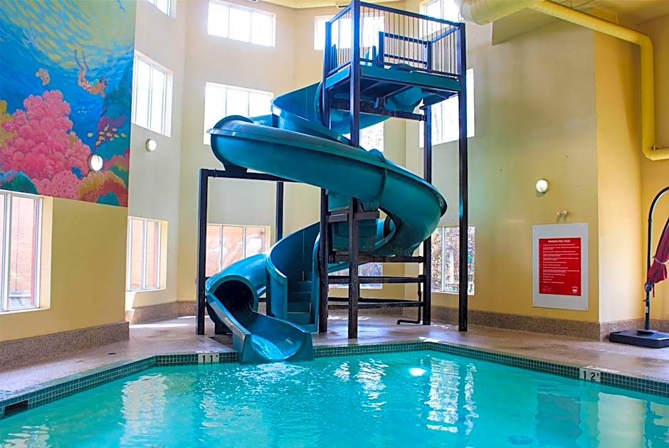 Super 8 by Wyndham Edmonton South