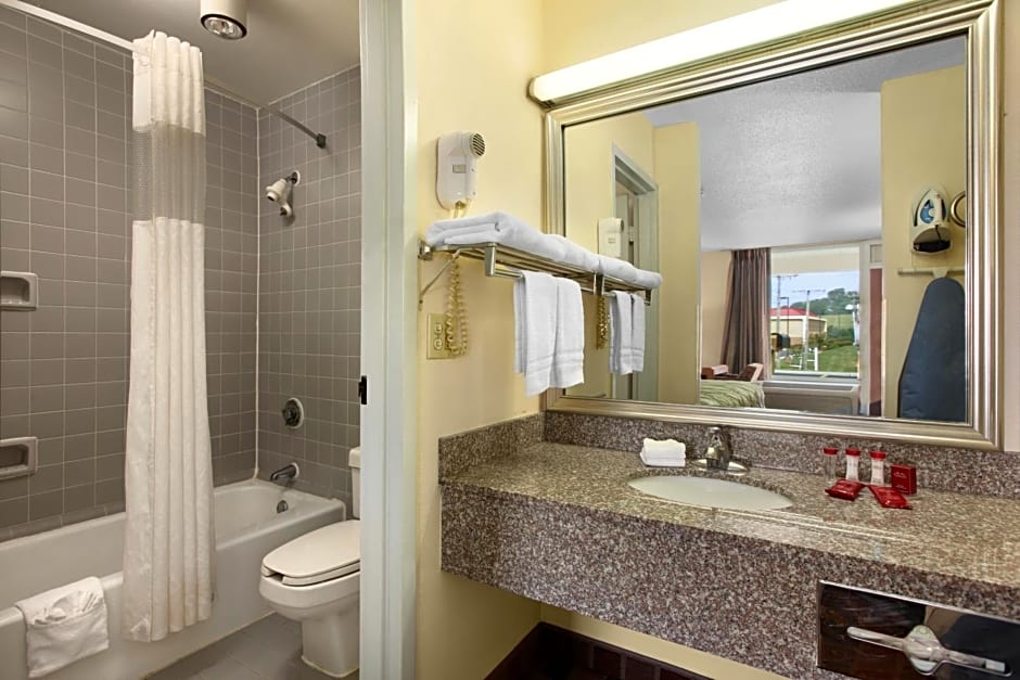 Ramada by Wyndham Wytheville