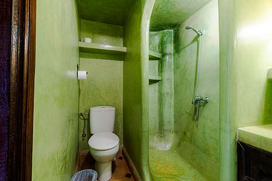 Riad Davina