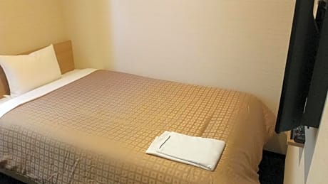 Single Room - Non-Smoking - No Daily Cleaning