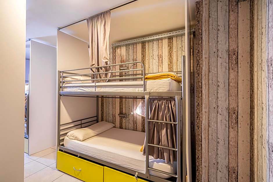 Casa Barcelo Camp Nou Barcelona