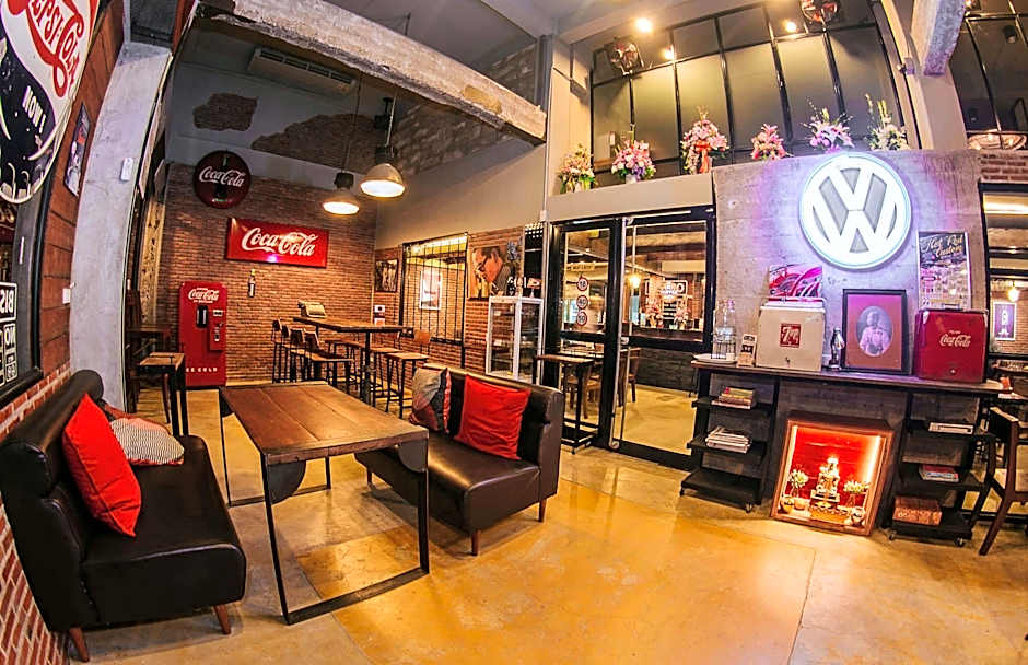 The 8 Factory Hotel Phitsanulok