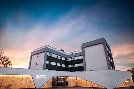 Essence Inn Marianos Hotel