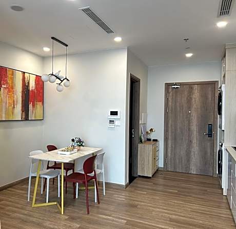 Moderm  & convinient 2 bedrooms at Ecopark