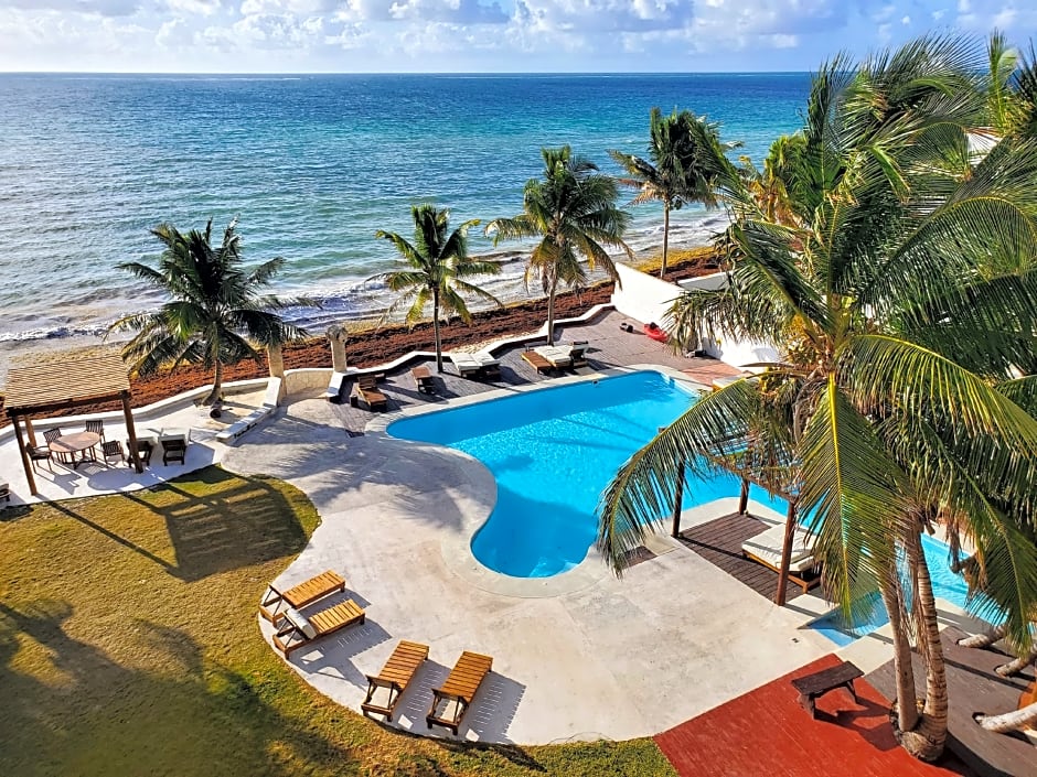 Casa del Puerto by MIJ - Beachfront Hotel
