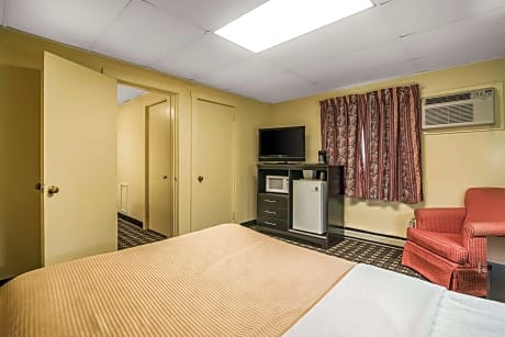 3 Double Beds, Nonsmoking