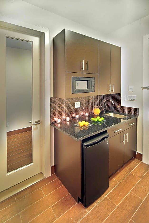 Condor Hotel Brooklyn