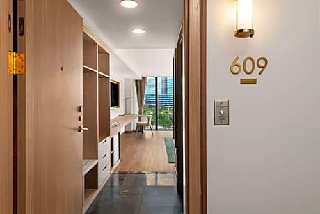 King Room - Hearing Impaired Access/Non-Smoking