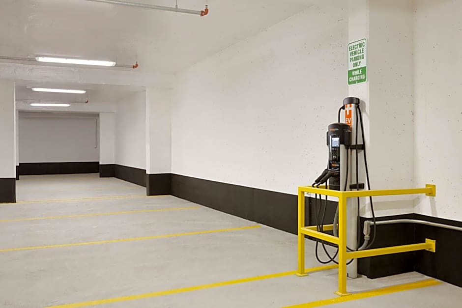 Courtyard by Marriott Toronto Mississauga/West