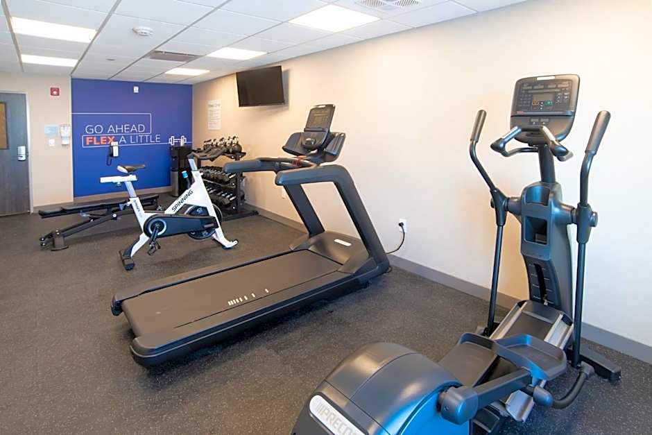 Holiday Inn Express And Suites Moose Jaw By IHG