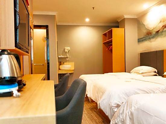 Amemouillage Inn (Guangzhou Ouzhuang Metro Station)