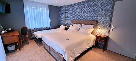 Triple Room with Garden View