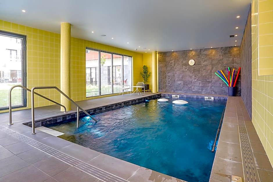 DOMITYS - Le Fil de Soie