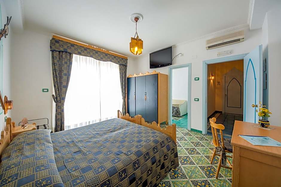 Riviera B&B Rooms and Apartament SEA-VIEW