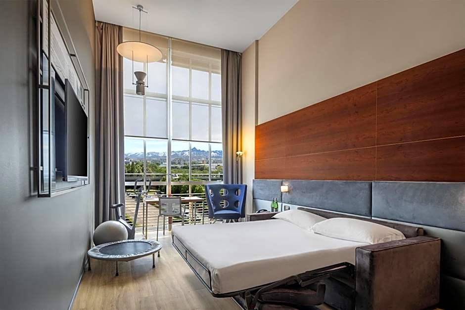 DoubleTree by Hilton Turin Lingotto