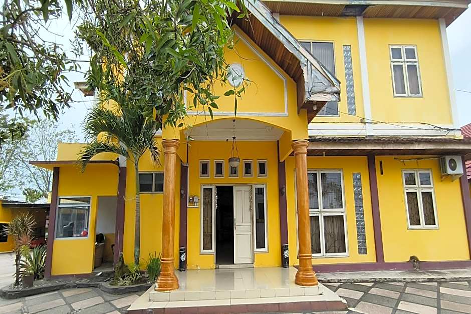 Hotel O Wisma Flamboyan NearTaman Makam Pahlawan