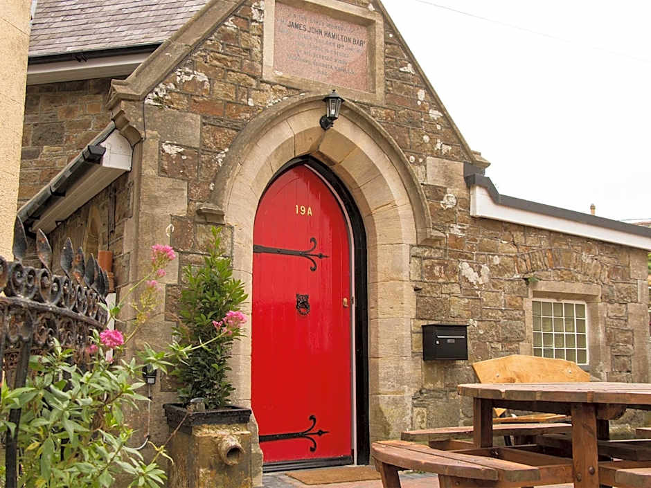 James John Hamilton House and backpacker hostel