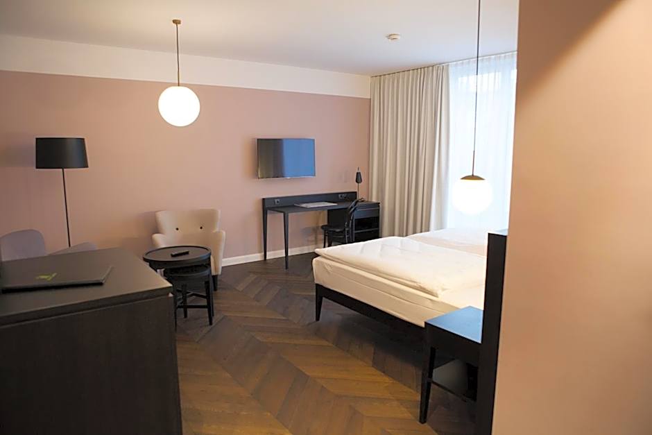 Hotel Caroline