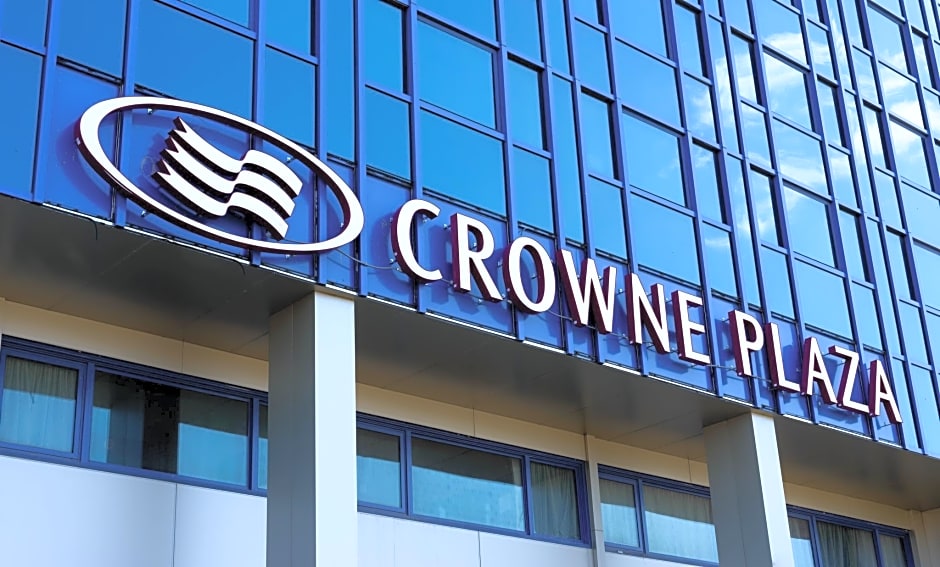 Crowne Plaza JFK Airport New York City, an IHG Hotel
